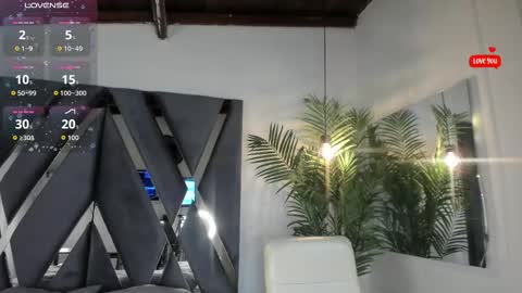 Moon online show from 03/23/26, 10:52