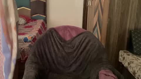 Raje online show from 11/12/25, 02:12