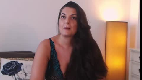 Snapshot of itsyourlady chatting on 07/16/26, 09:15 Melissa Khaan online show from 07/16/26, 09:15