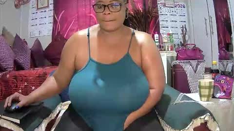 itumeleng74 online show from 04/24/26, 05:43