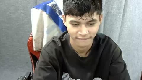 itzme_john online show from 04/04/26, 07:11