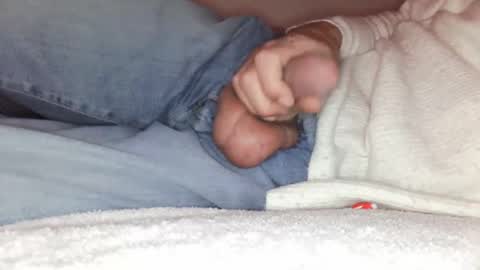 Snapshot of iuuuf2 chatting on 01/01/25, 01:37 Iuuuf2 or Samel online show from 01/01/25, 01:37