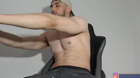 ivanhot279 online show from 12/13/24, 07:53