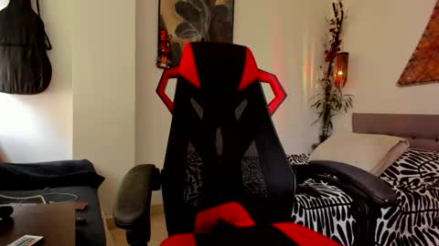 ivan online show from 04/21/26, 04:12