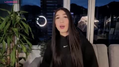 Ivanna West online show from 09/18/25, 10:39