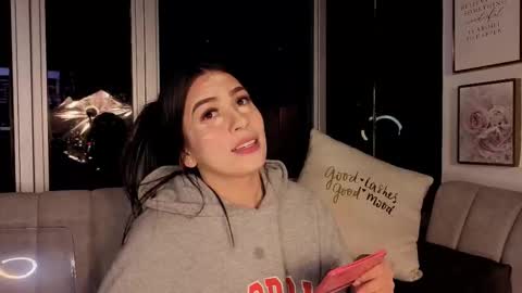 Ivanna West online show from 11/27/25, 10:06