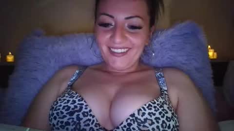 Ivanna online show from 10/15/25, 11:05