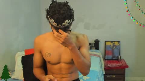 Snapshot of ivano_jones chatting on 12/16/24, 09:35 Ivano online show from 12/16/24, 09:35