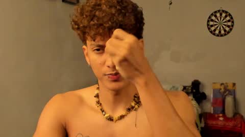 Snapshot of ivano_jones chatting on 01/31/25, 09:16 Ivano online show from 01/31/25, 09:16