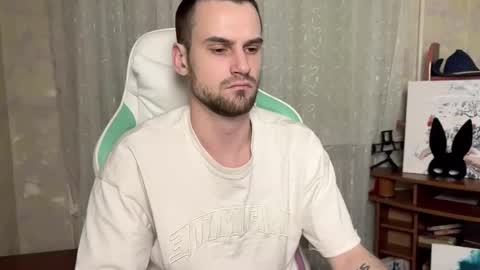 Snapshot of iveran_love1 chatting on 11/02/25, 06:32 iveran online show from 11/02/25, 06:32