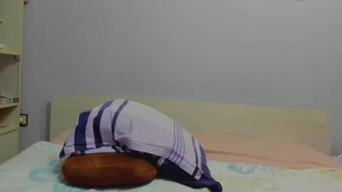 Snapshot of iveto69 chatting on 02/13/25, 05:05 Iveta online show from 02/13/25, 05:05