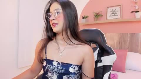 I V E T T E online show from 04/20/26, 07:37