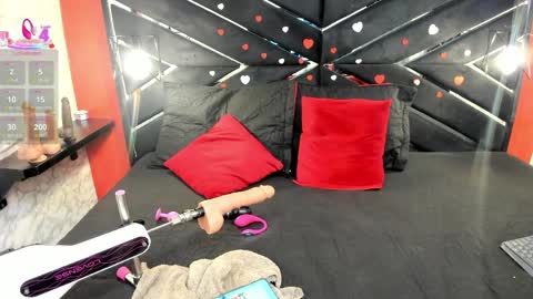 Ivis  online show from 04/04/26, 12:57