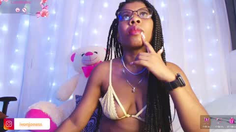 Snapshot of ivonjoness chatting on 03/08/25, 08:11  Ivon  Miss Jones  online show from 03/08/25, 08:11