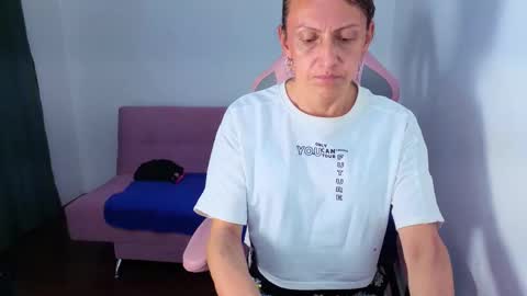 Ivonne online show from 03/16/26, 12:06