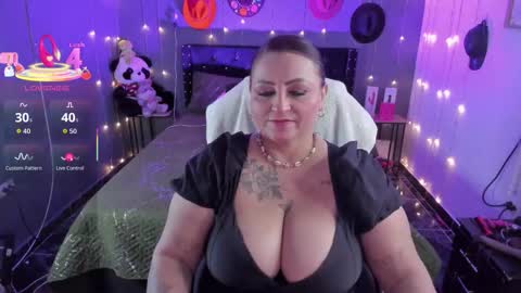 Ivonne online show from 01/17/26, 02:38