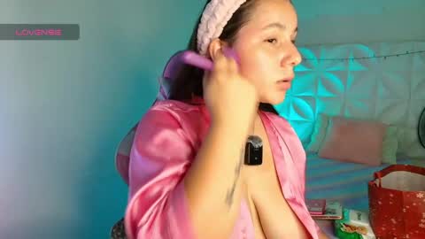 Snapshot of ivonnygoldie chatting on 05/13/26, 01:47 Ivonny online show from 05/13/26, 01:47