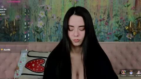 ivorywood_ online show from 04/19/26, 05:56