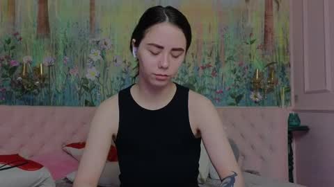 Snapshot of ivorywood_ chatting on 05/28/26, 06:27 ivorywood_ online show from 05/28/26, 06:27