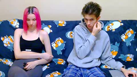 Ivy and Lester online show from 09/12/25, 01:38