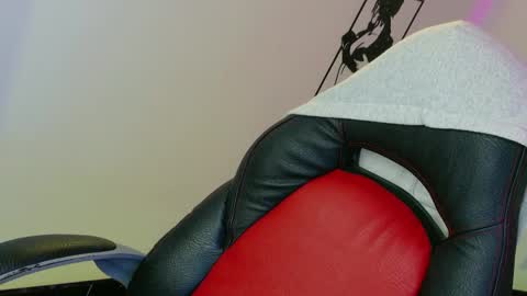 Snapshot of ivy__taylorr chatting on 04/24/26, 11:18 Diana Rojas online show from 04/24/26, 11:18