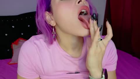 Snapshot of ivy__taylorr chatting on 05/16/26, 10:30 Diana Rojas online show from 05/16/26, 10:30