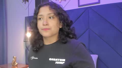 Snapshot of ivy_and_molly chatting on 09/28/25, 07:41 Ivy and Molly online show from 09/28/25, 07:41