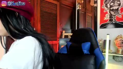   -    online show from 07/22/26, 11:18