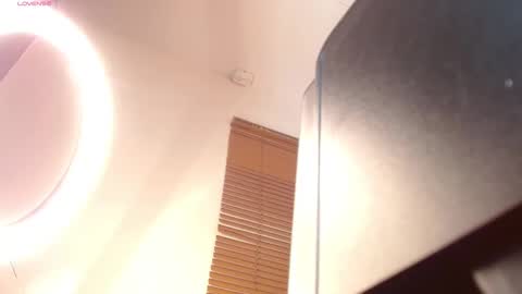 Snapshot of ivy_gail chatting on 03/09/25, 01:26  IVY online show from 03/09/25, 01:26