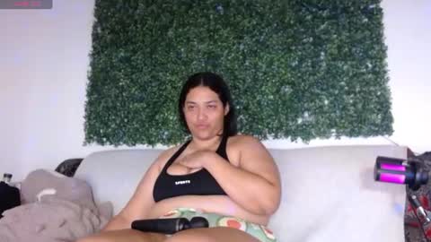 Snapshot of ivy_moon6 chatting on 06/23/26, 03:21 ivy_moon6 online show from 06/23/26, 03:21
