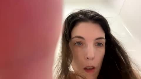 ivy_rose90 online show from 05/01/26, 02:05