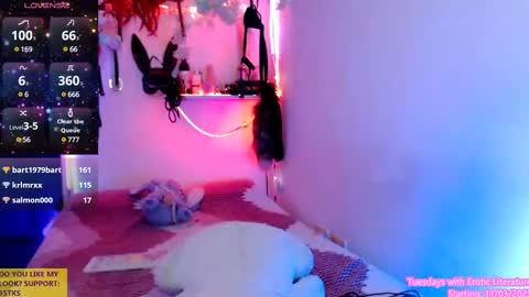 Snapshot of ivy_rosse chatting on 03/08/25, 06:47 You can find more of me here online show from 03/08/25, 06:47