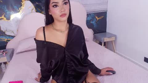Snapshot of ivy_salazar chatting on 06/27/26, 03:11 Tell me Ivy is a pleasure online show from 06/27/26, 03:11
