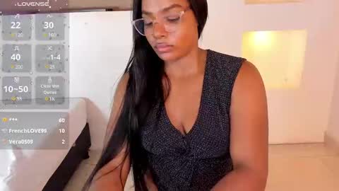 Snapshot of ivybliss8 chatting on 01/13/25, 06:27 i v y  b l i s s online show from 01/13/25, 06:27