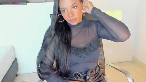 Snapshot of ivybliss8 chatting on 01/25/25, 12:05 i v y  b l i s s online show from 01/25/25, 12:05