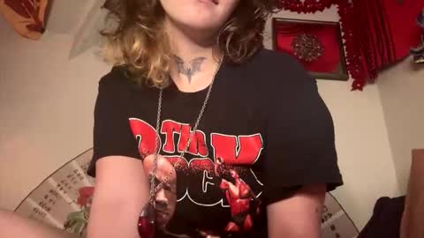 Snapshot of ivydevilll chatting on 06/09/26, 02:34 IVY DEVILL online show from 06/09/26, 02:34
