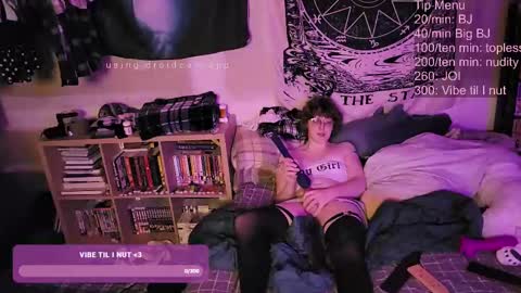 Snapshot of ivyintheparker chatting on 03/08/25, 08:55 Ivy Parker online show from 03/08/25, 08:55