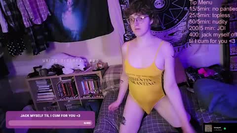 Snapshot of ivyintheparker chatting on 03/10/25, 05:22 Ivy Parker online show from 03/10/25, 05:22