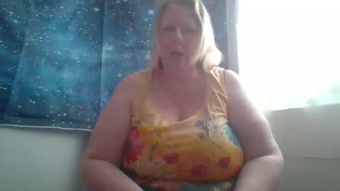ivyjane3522 online show from 04/30/26, 12:00