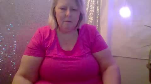 ivyjane3522 online show from 05/05/26, 01:24
