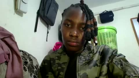 ivyk_ online show from 02/28/26, 07:26