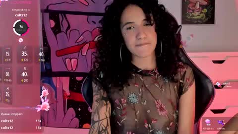 Snapshot of ivymanson_ chatting on 01/12/25, 01:05 Camila online show from 01/12/25, 01:05