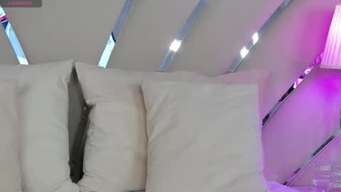 Ivy online show from 02/02/26, 09:13