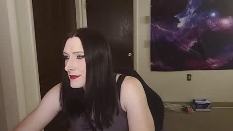 Snapshot of ivyrose499 chatting on 10/21/25, 03:13 IvyRose499 online show from 10/21/25, 03:13