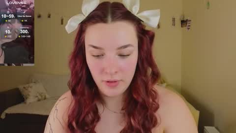 Snapshot of iwi_wi_wi chatting on 02/01/26, 07:45 Daisy online show from 02/01/26, 07:45