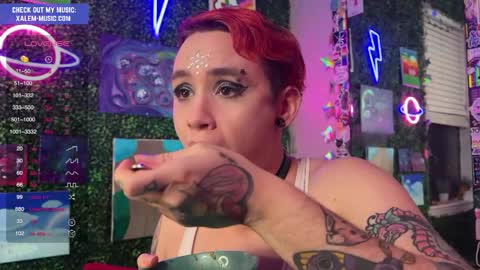 Snapshot of iwillbeyourmuse chatting on 12/13/24, 01:26 Muse hethey online show from 12/13/24, 01:26