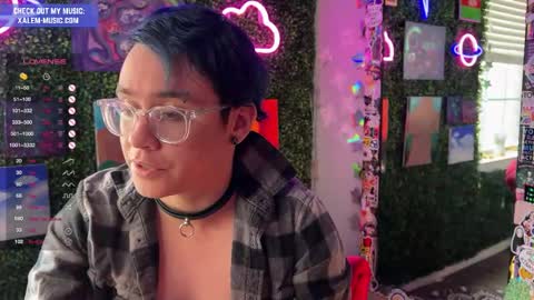 Snapshot of iwillbeyourmuse chatting on 12/31/24, 09:06 Muse hethey online show from 12/31/24, 09:06