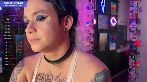 Snapshot of iwillbeyourmuse chatting on 01/11/25, 11:13 Muse hethey online show from 01/11/25, 11:13