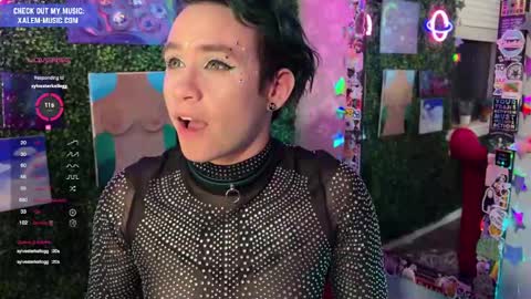 Snapshot of iwillbeyourmuse chatting on 01/24/25, 12:52 Muse hethey online show from 01/24/25, 12:52