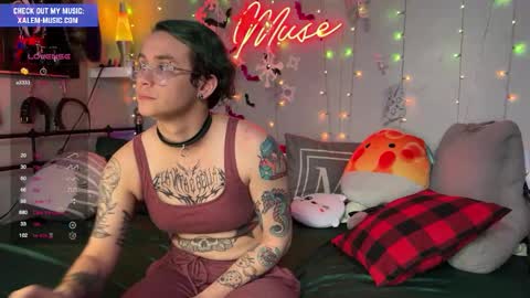 Snapshot of iwillbeyourmuse chatting on 02/16/25, 09:16 Muse hethey online show from 02/16/25, 09:16